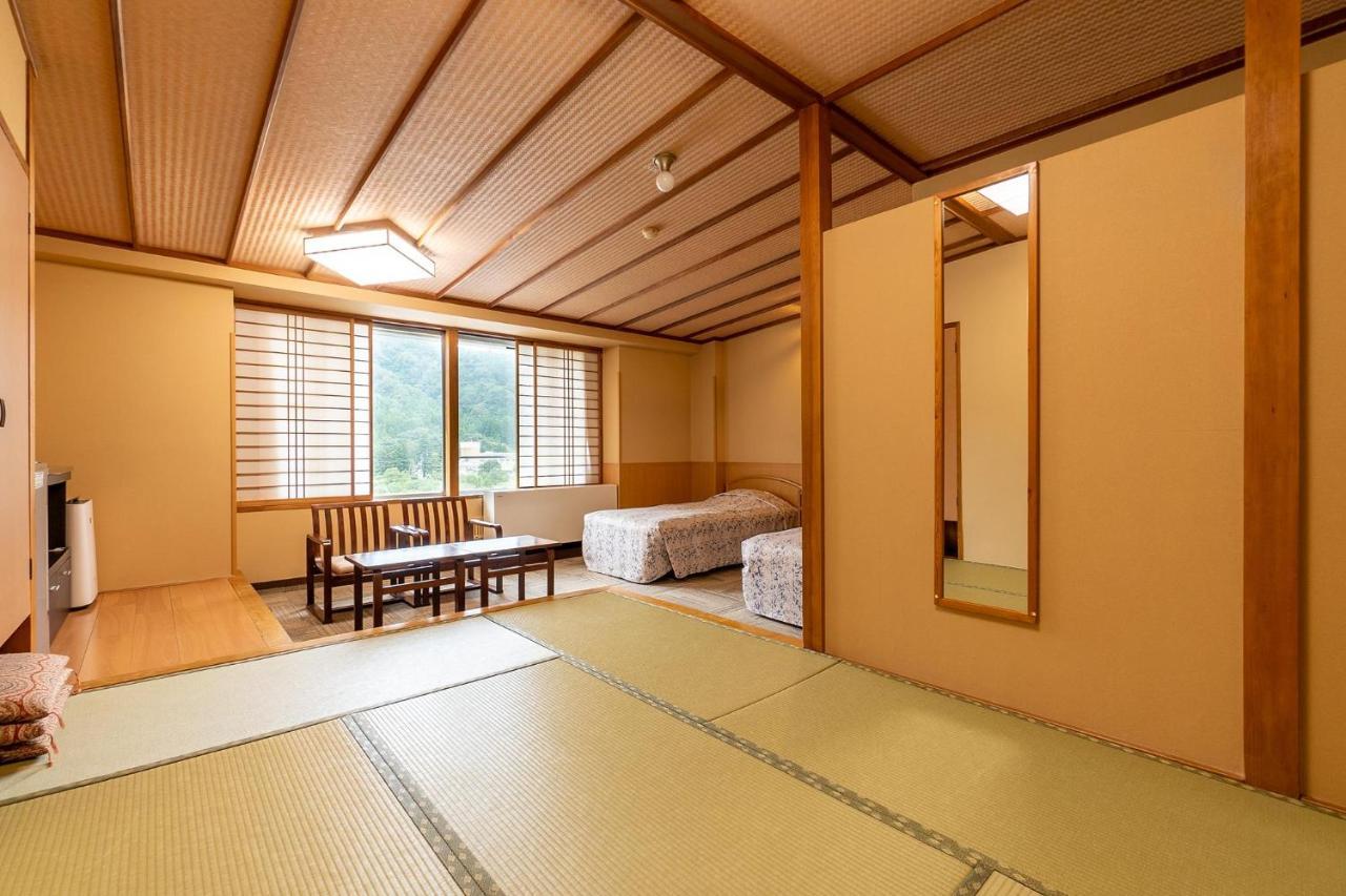 Отель Ooedo Onsen Monogatari Kounkaku Osaki  Экстерьер фото