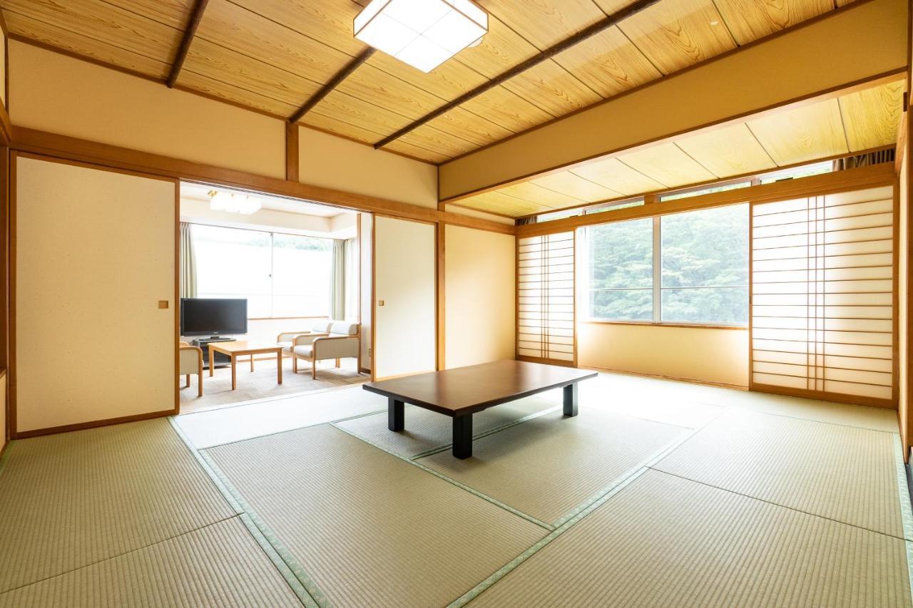 Отель Ooedo Onsen Monogatari Kounkaku Osaki  Экстерьер фото