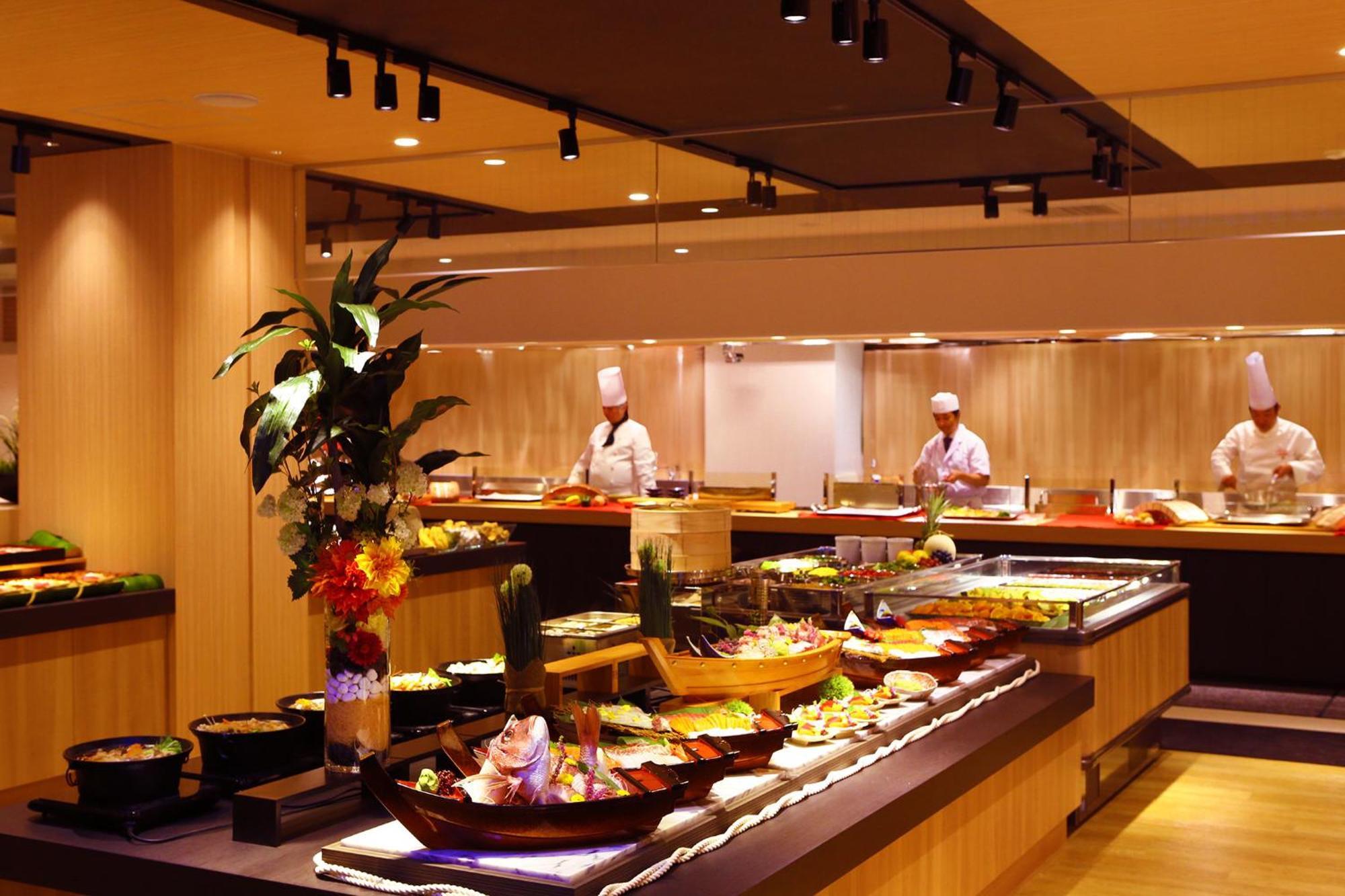 Отель Ooedo Onsen Monogatari Kounkaku Osaki  Экстерьер фото