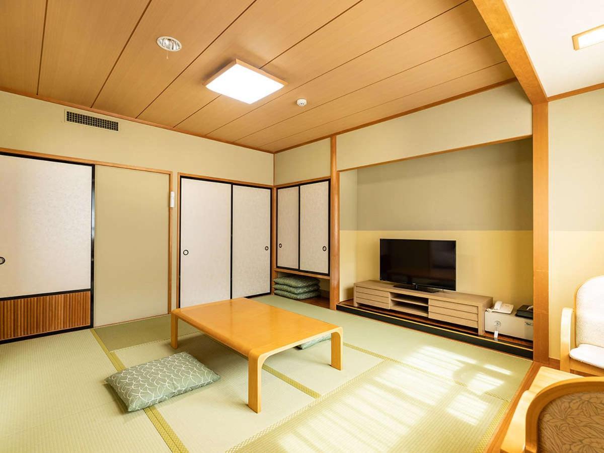Отель Ooedo Onsen Monogatari Kounkaku Osaki  Экстерьер фото